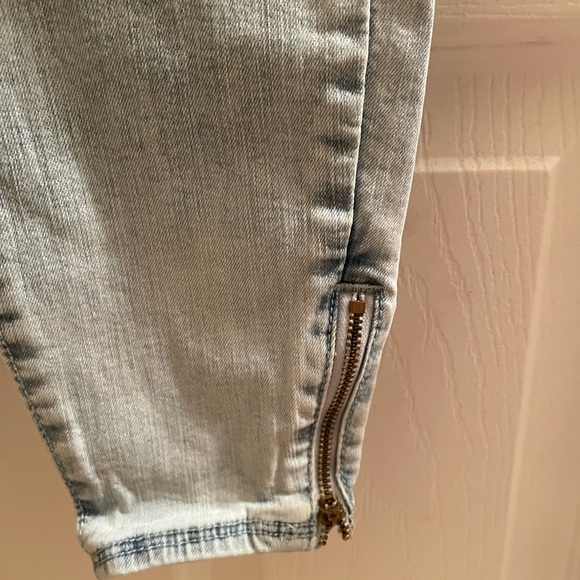 Clearance! Denim’s by Levi’s stretch ankle begging size 3 New - Picture 5 of 7